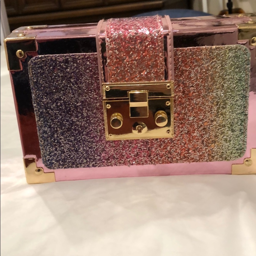 NWOT 👛Pink metallic multi colored glitter clutch